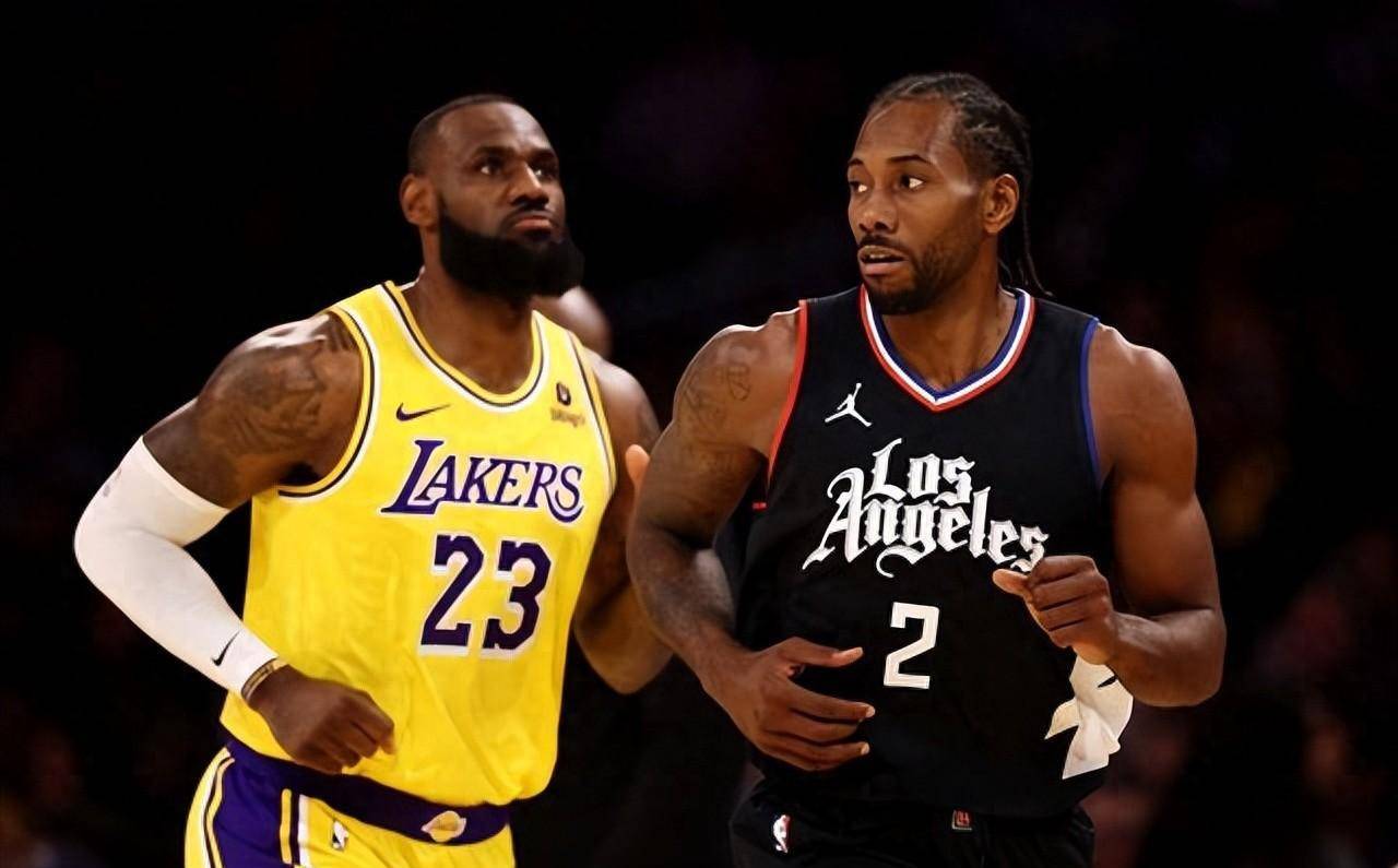 爱游戏-蒂姆焦点对战，詹姆斯与70激战勇士分钟，领先优势明显胜负难料！