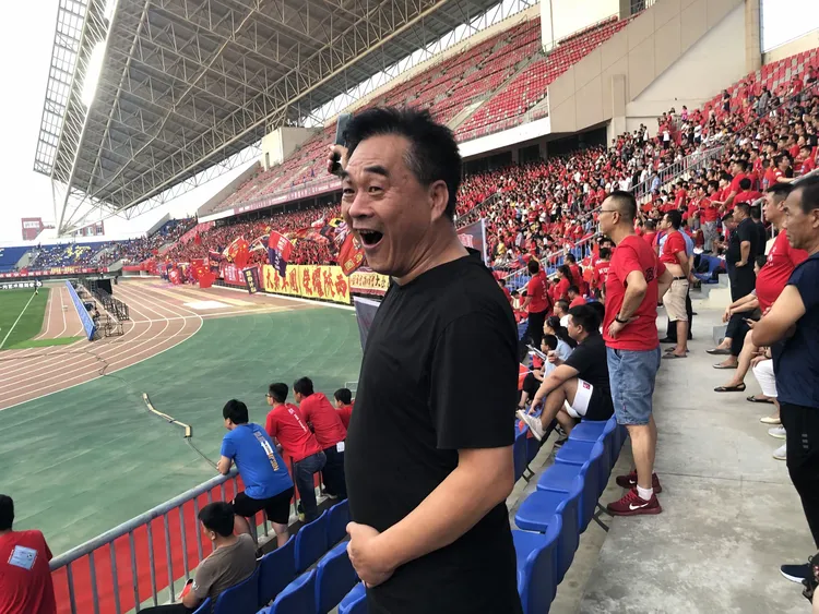 AYX-Ning回归赛场，惊险取胜首场状态亮眼，G2观众沸腾！的简单介绍