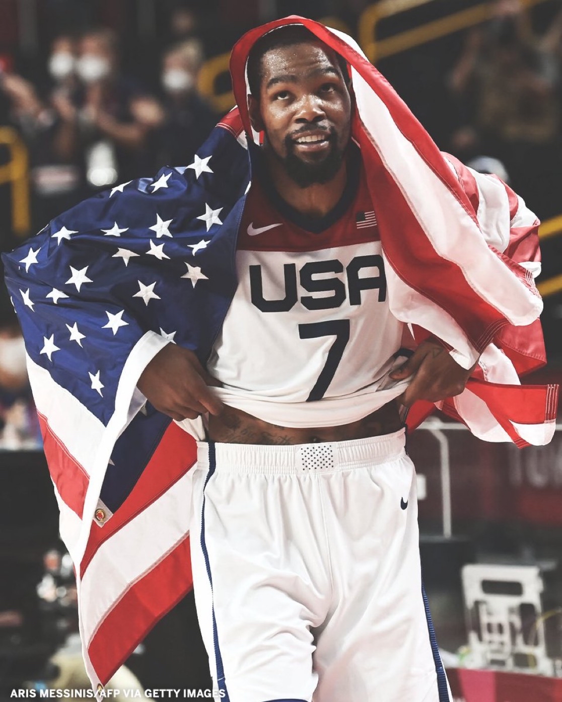 爱游戏体育-包含杜兰特迎来五赛季高光表现，篮网球迷沸腾！的词条